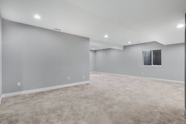 Building Photo - 4831 Basalt Ridge Cir