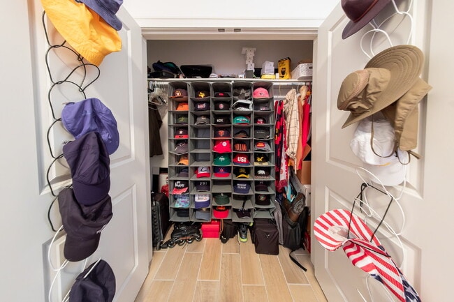 Building Photo - Beautiful West Humboldt Park Single Family Home