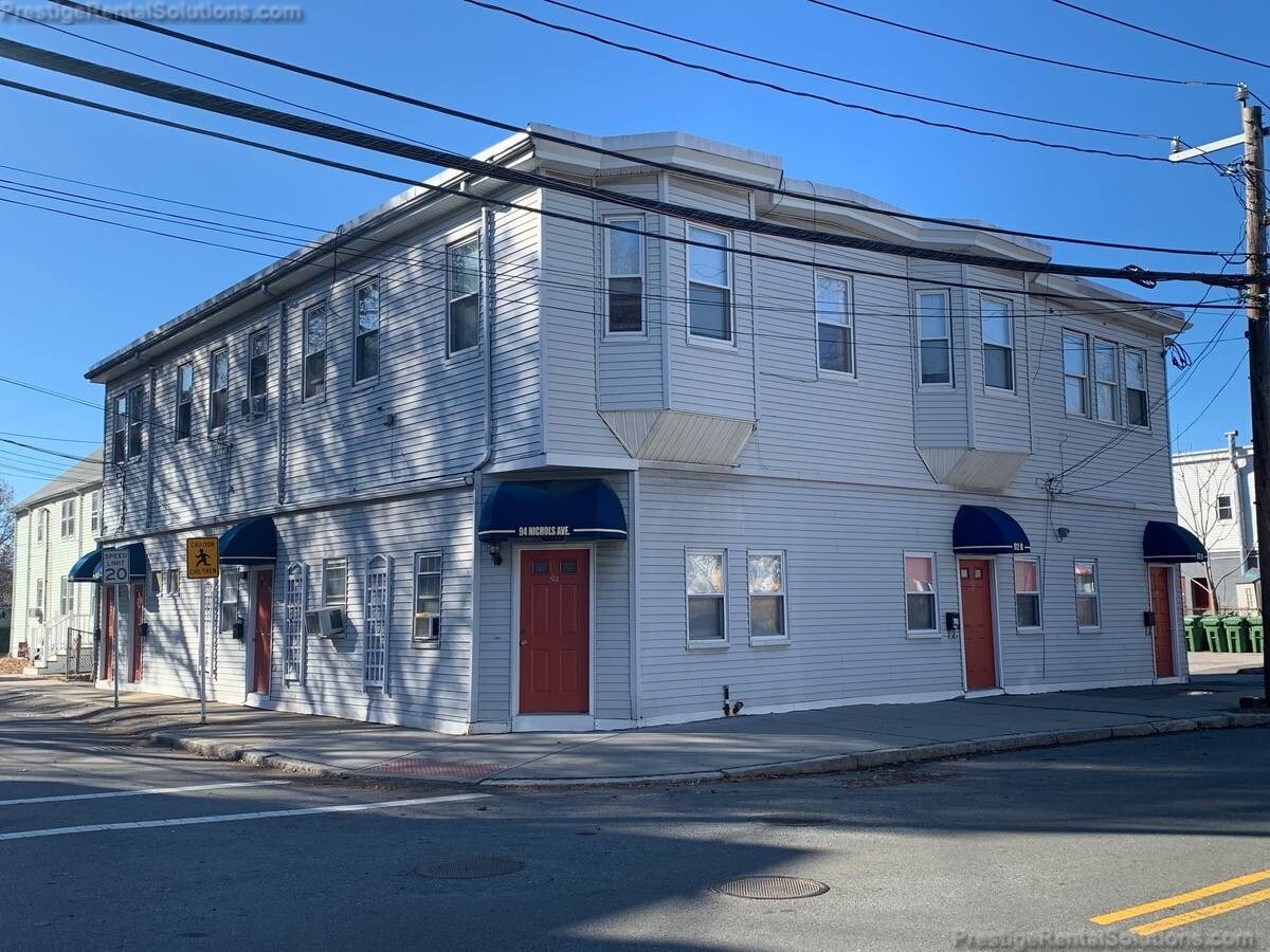 Building Photo - 96 Nichols Ave