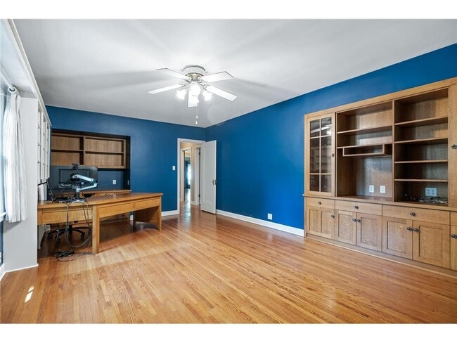 Building Photo - 5301 Girard Ave S