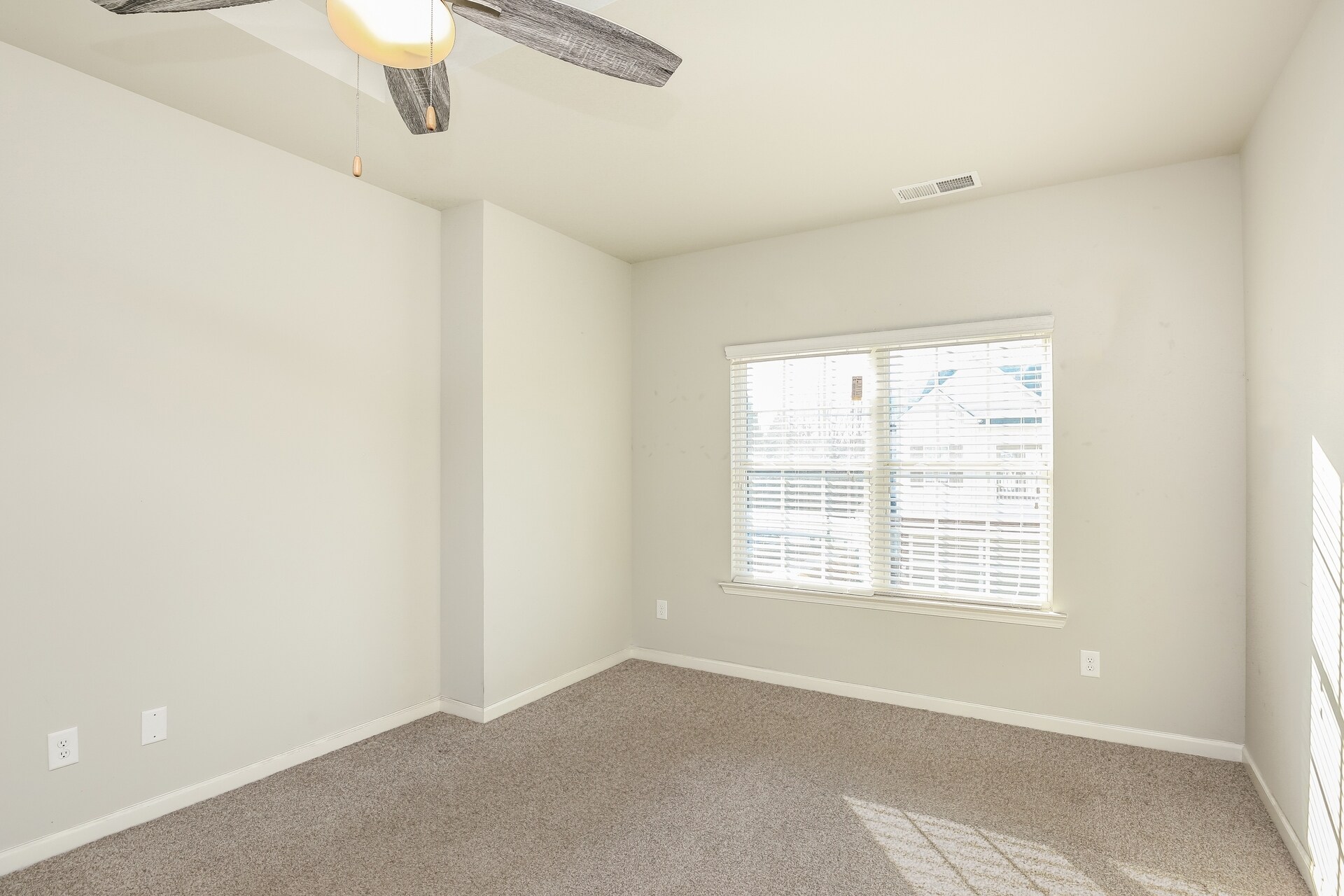 Building Photo - 224 Riley Cir