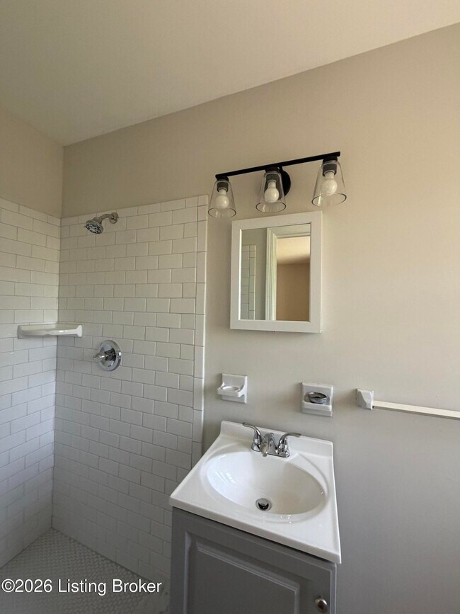 Building Photo - 3101 Sunny Ln