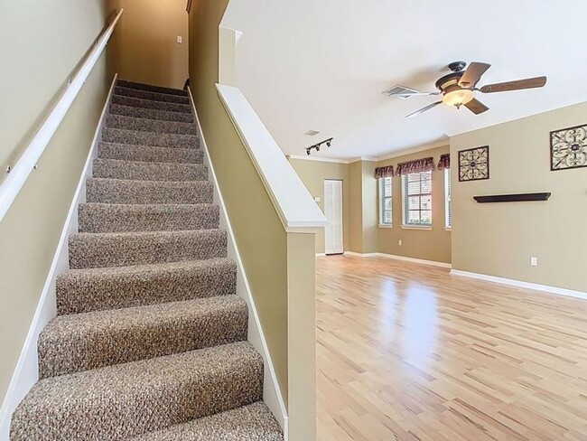 Building Photo - 2 Bedroom 2 Bathroom Townhome is Siena at ...