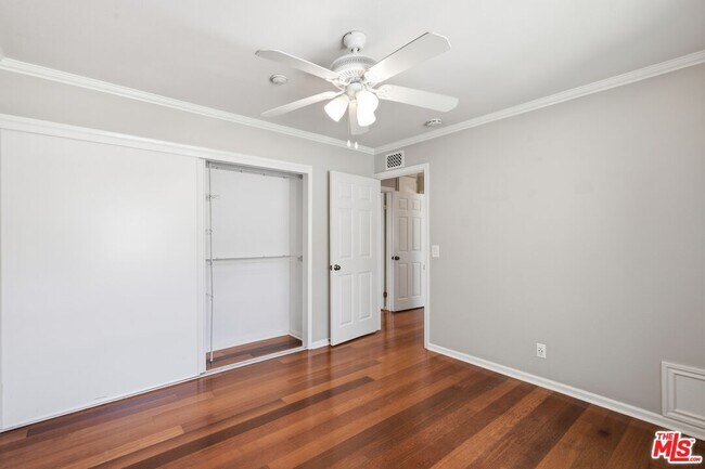 Building Photo - 1807 Carnegie Ln