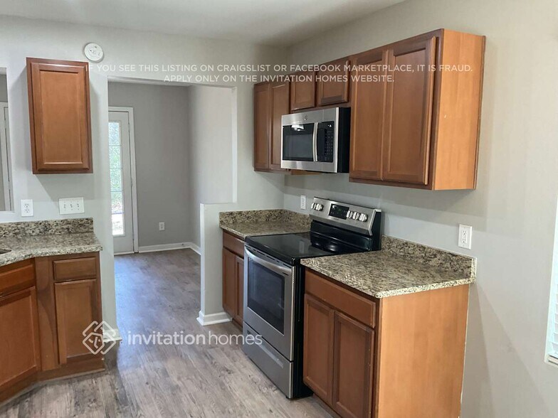 Building Photo - 8715 Covestone Dr