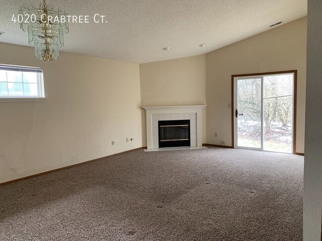 Building Photo - 4020 Crabtree Ct