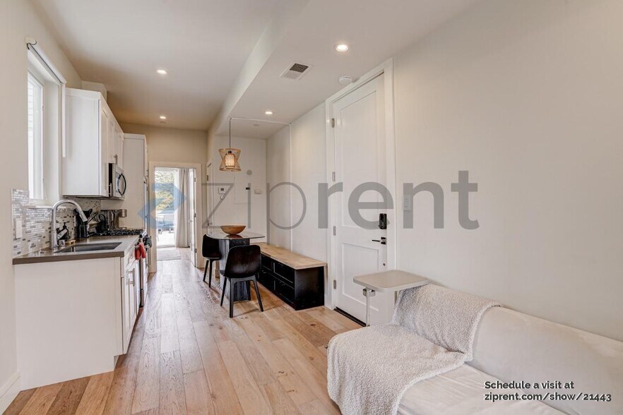Building Photo - 3330 19th St
