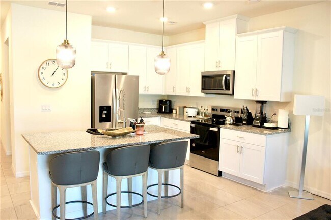 Building Photo - 4461 Small Creek Rd