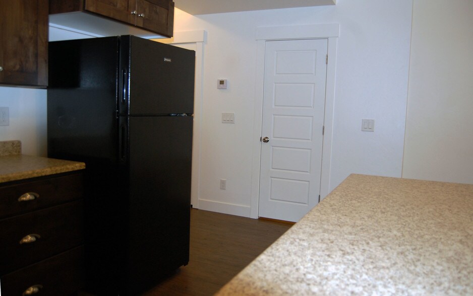 Building Photo - 132 N 100 W