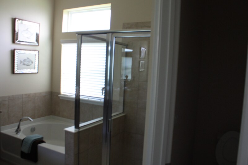 Building Photo - 214 Flora Lake Cir