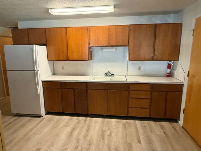 Building Photo - 2583 N 550 E