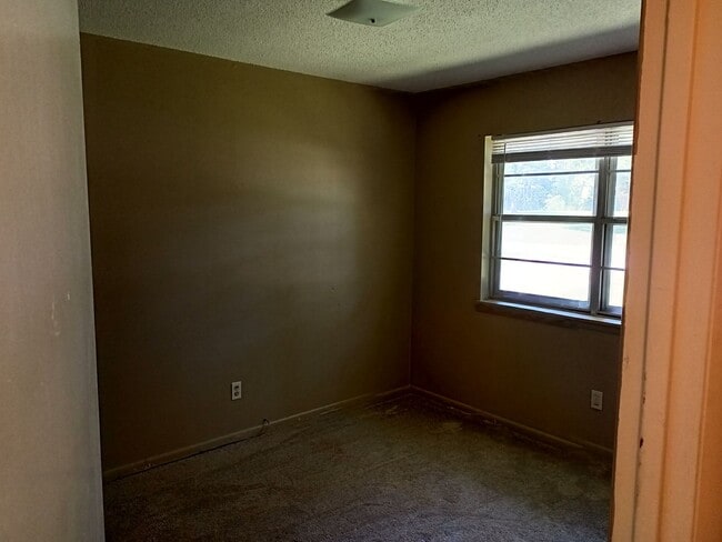 Building Photo - LEASED- 3/1 Home for lease @205 Trailwood,...