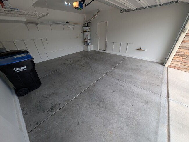 Building Photo - 10422 Hickory Bark Rd