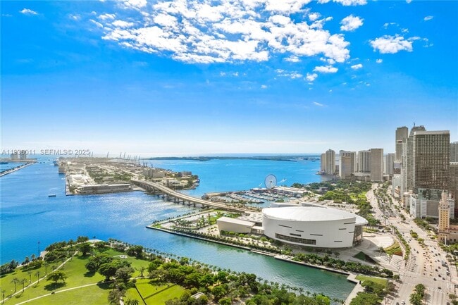 Building Photo - 1100 Biscayne Blvd