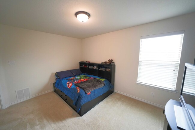 Building Photo - Beautiful Home Now Available in Miller Ran...