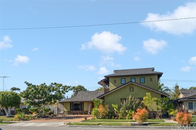 Building Photo - 16341 Hollywood Ln