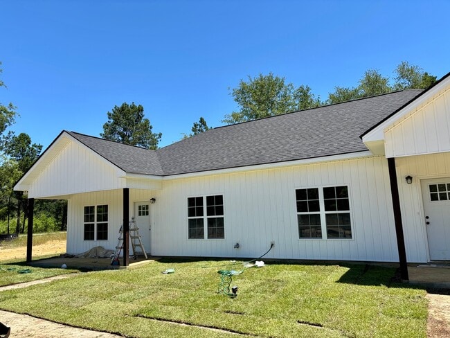 Building Photo - 542 Mace Cannon Rd