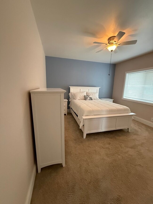 Building Photo - Stunning Bay View Retreat – Fully Furnished 2 Bed / 2 Bath Near Charleston