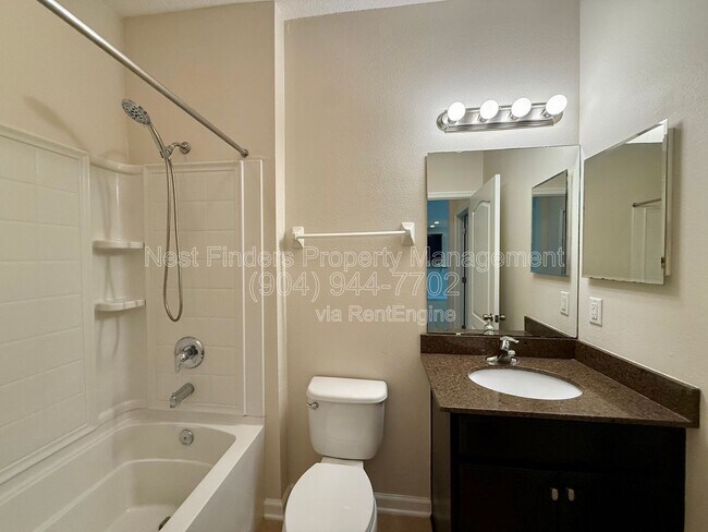Building Photo - 145 Woodfield Ln