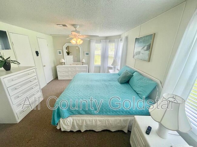 Building Photo - 415 Villa Nueva Cir
