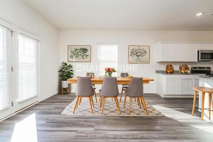 Building Photo - 74 Otway Lp