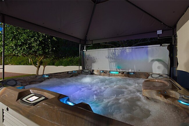 Building Photo - 232 S La Esperanza