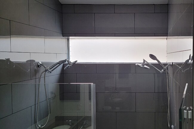 Building Photo - 2920 Cline St