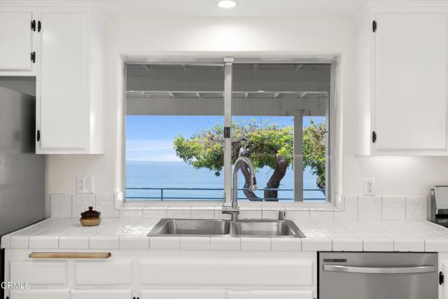Building Photo - 4986 Puesta Del Sol