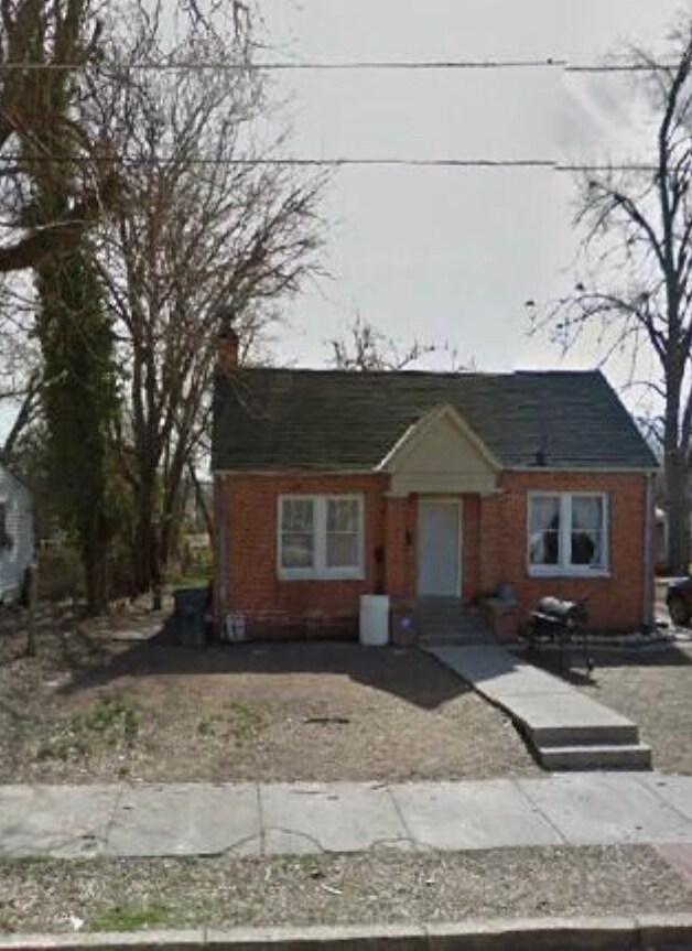 Building Photo - 427 Union St