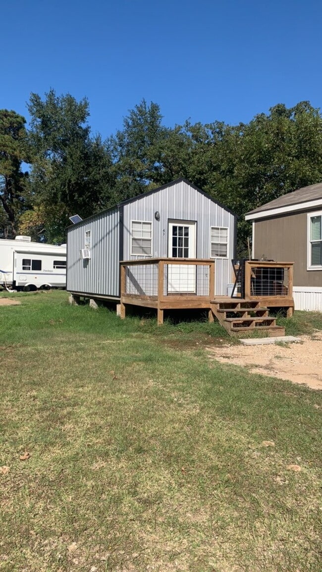 Building Photo - Cheap 1 bed tiny home available for Rent in Longview!