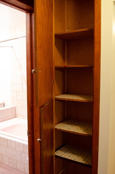Linen Closet Between Bathroom & Laundry - 1314 Grant St