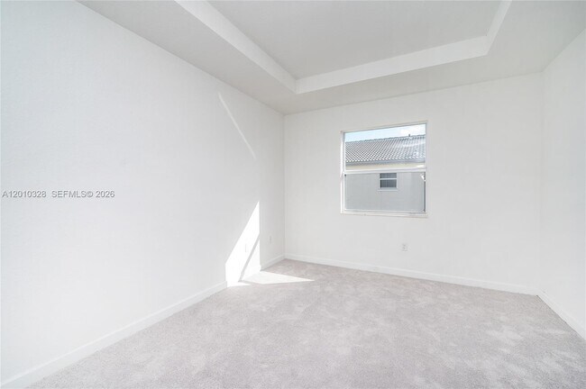 Building Photo - 2642 SE 10th St