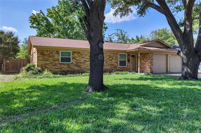 Building Photo - 205 NW Jill Ann Dr