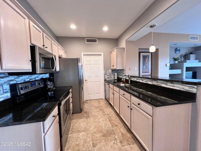 Building Photo - 655 W Vistoso Highlands Dr