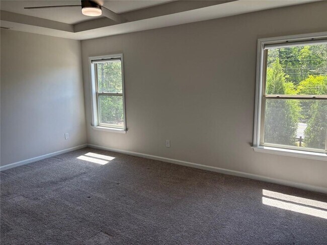 Building Photo - 3667 Hidden Valley Cir