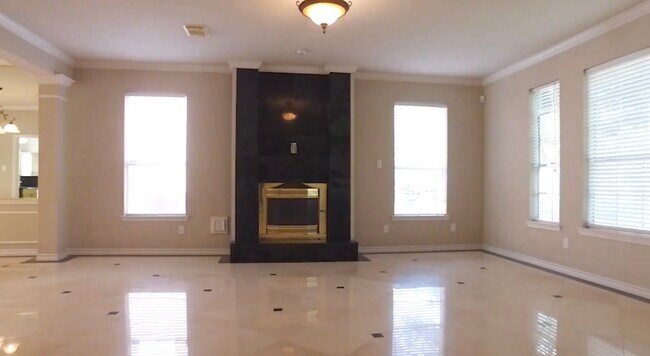 Building Photo - 16910 Ascot Meadow Dr