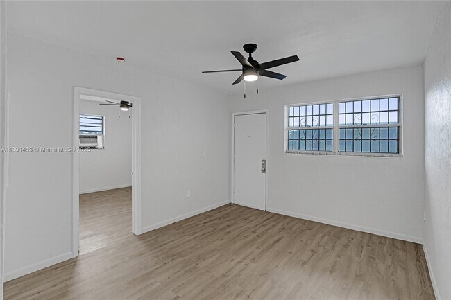 Building Photo - 14100 NW 24th Ct