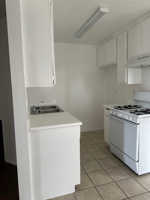 Building Photo - 38572 10th Pl E