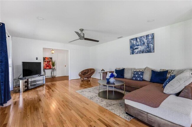 Building Photo - 4259 Taurus Dr