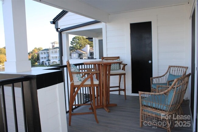 Building Photo - 18749 Vineyard Point Ln