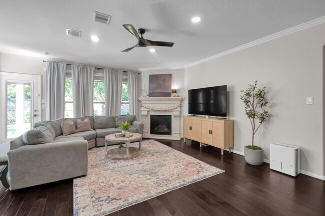 Building Photo - 339 Capriccio Ln