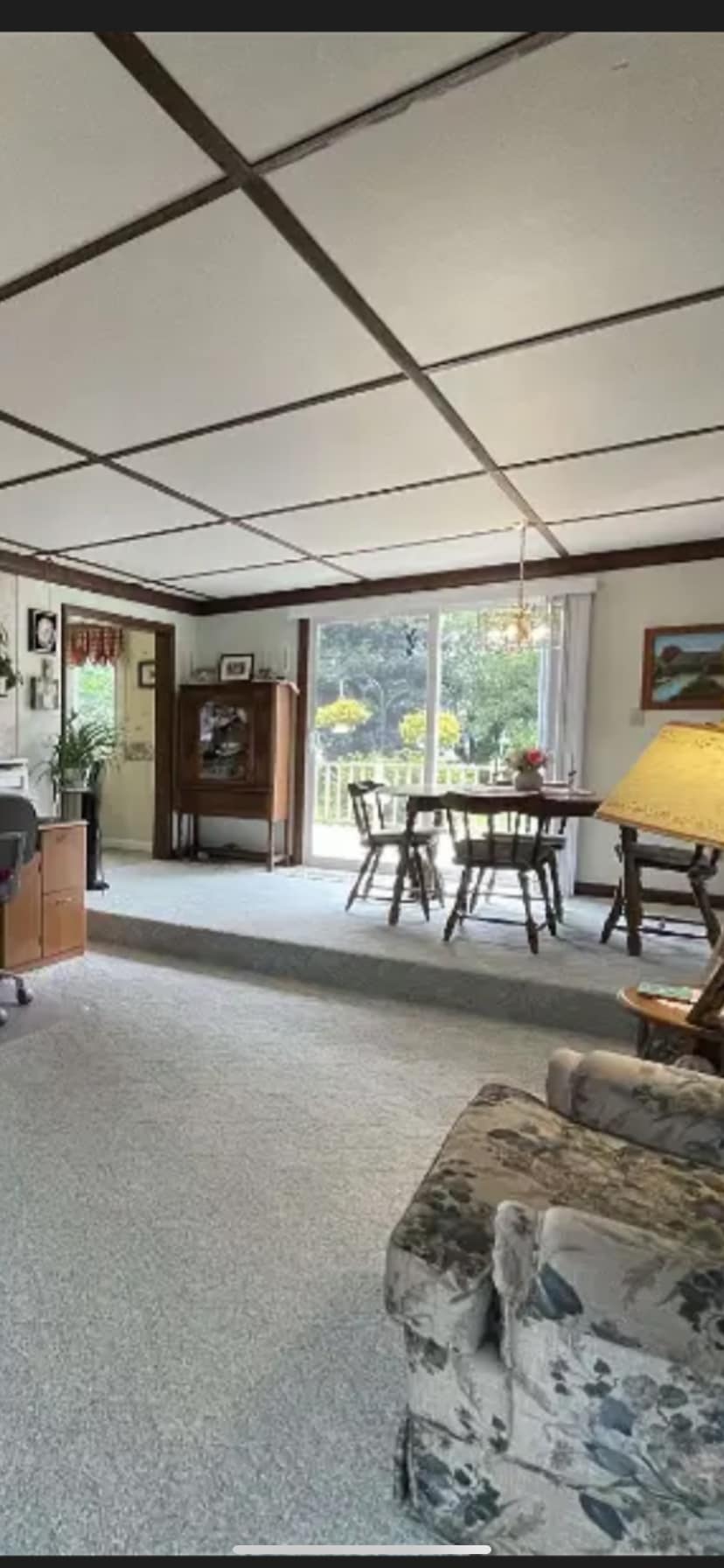 Family room - 10 Richard St