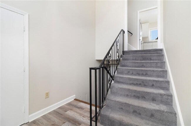 Building Photo - 239 Eustis Ave