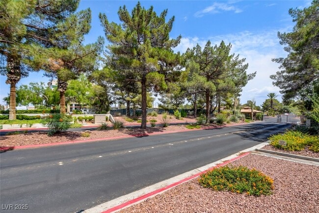 Building Photo - 5257 Crooked Valley Dr
