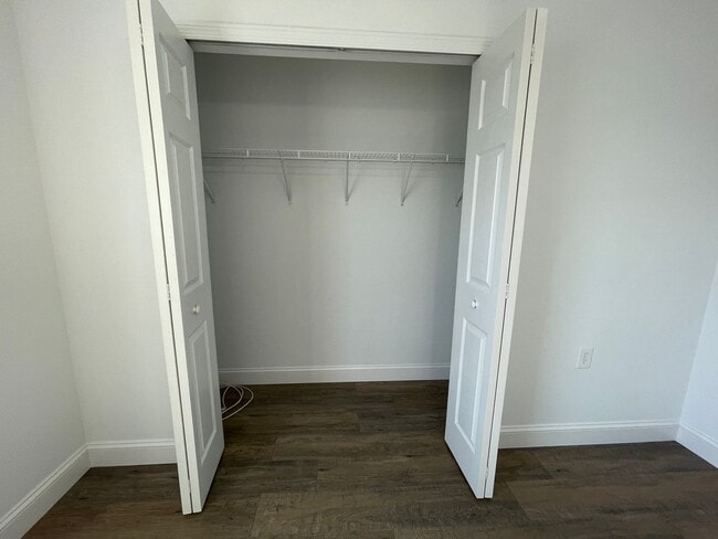 Building Photo - ANNUAL RENTAL - VISTAS AT HERITAGE BAY - 2 BED + DEN/ 2.5 BATH TOWNHOUSE