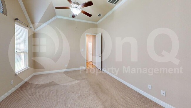 Building Photo - 4112 Overton Dr