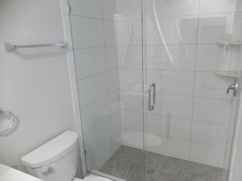 Building Photo - 58 Van Zant St