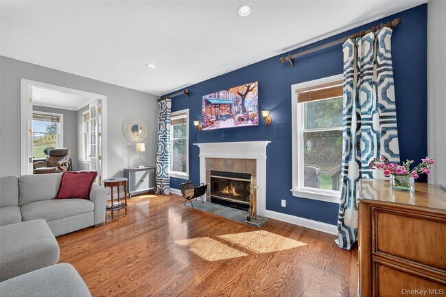 Building Photo - 11 Dorian Way