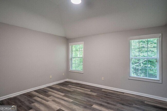 Building Photo - 3243 Newtons Crest Cir