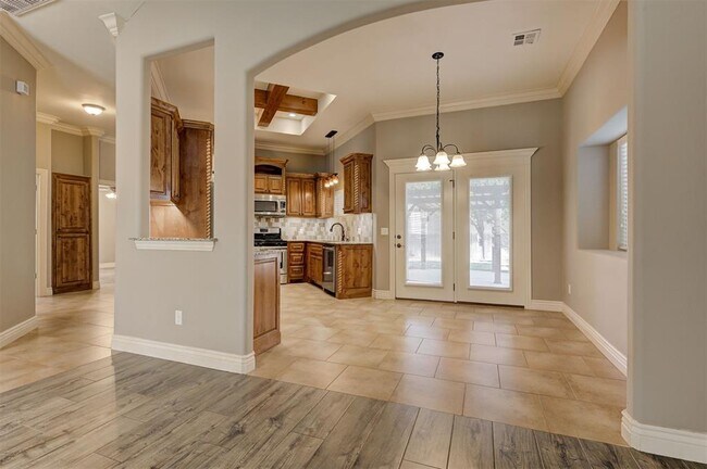 Building Photo - 2101 Kendal Ct